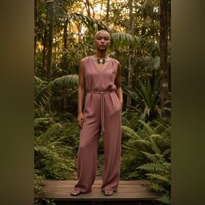 Universal Thread Dusty Rose Sleeveless Jumpsuit w/ Pockets. Size S